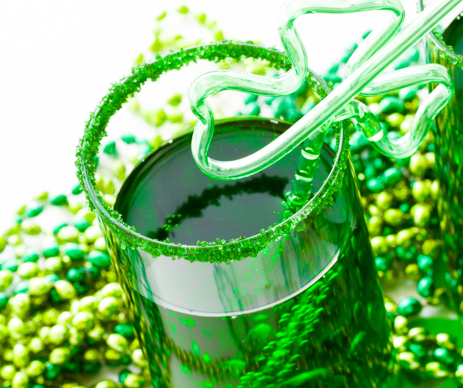Sparkling Green Drinks to Entertain Your Guests This St. Patty’s Day!